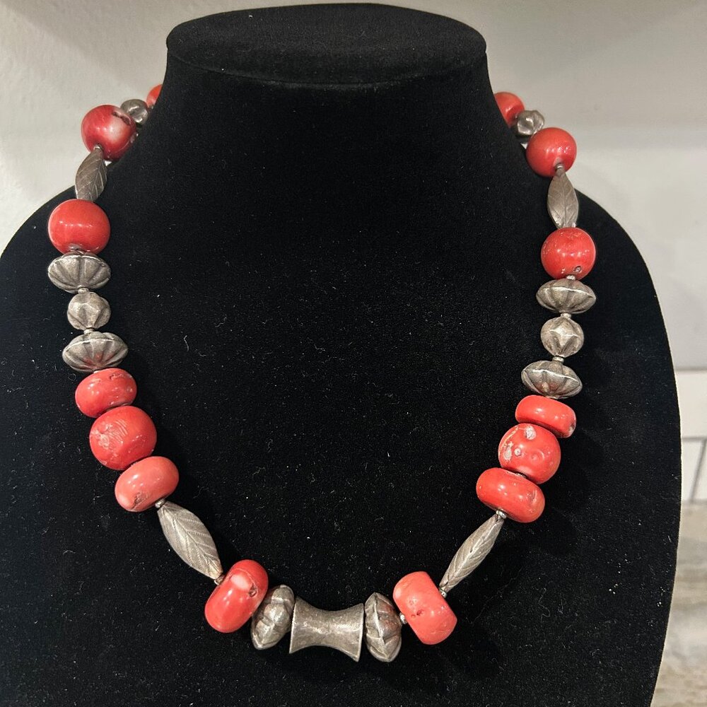 Vintage Coral and Silver Bead Necklace